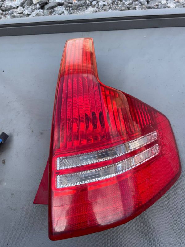 Задній фонарь стоп правий Citroen C4 2004-2010р. хетчбек сітроен с4