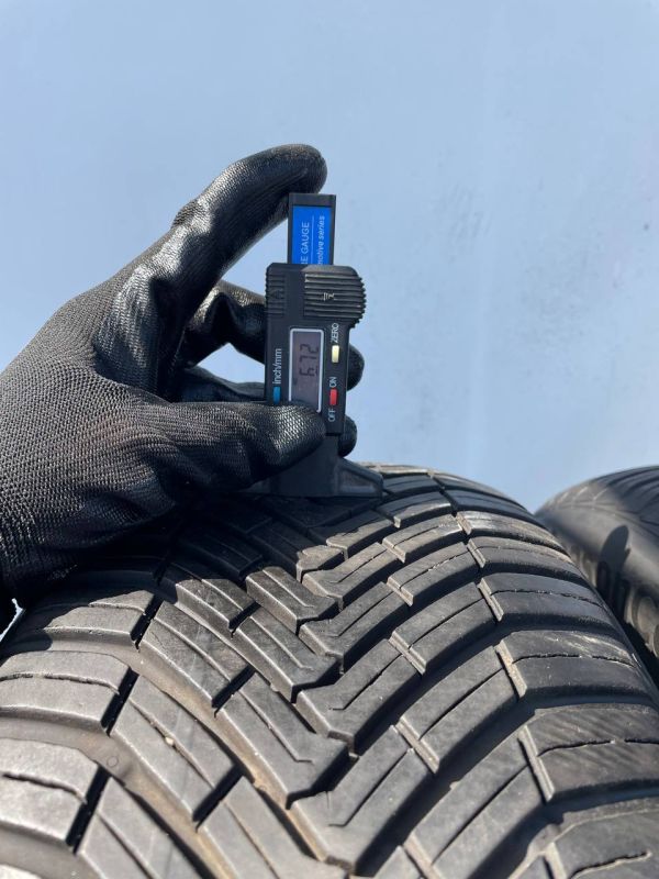 Шини пара Continental 205/55 r16 все сезон резина