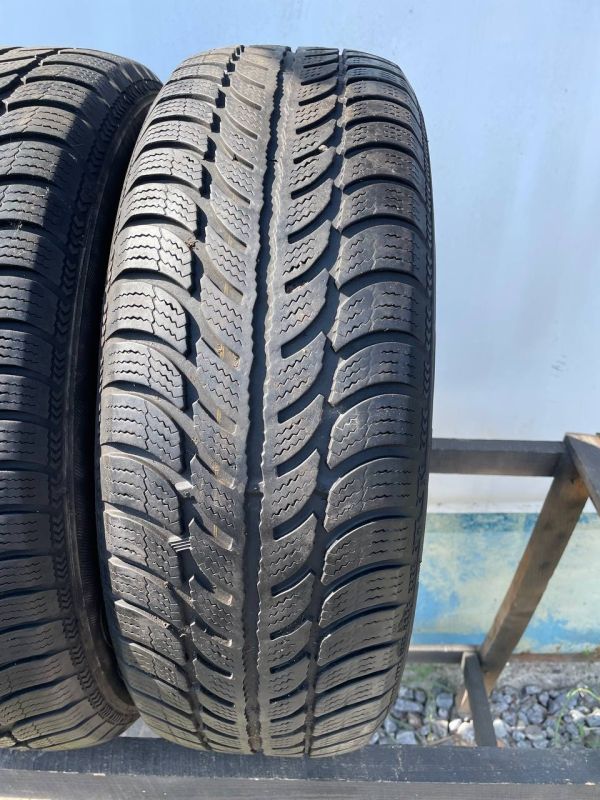 Шини пара Debica 195/65 r15 зима резина