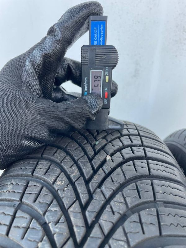 Шини пара Debica 175/65 r14 зима резина