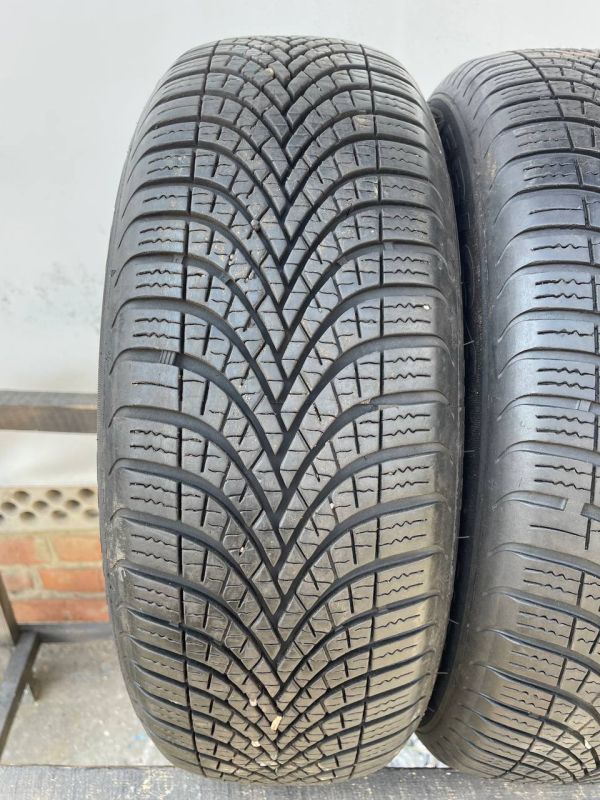 Шини пара Debica 175/65 r14 зима резина