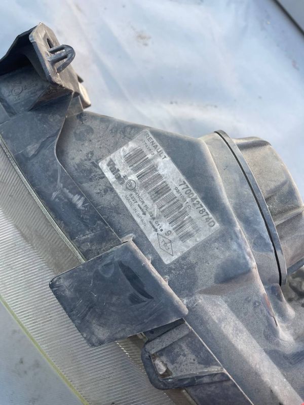 Фара передня ліва Renault Megane 99-08 Рено Меган Valeo
