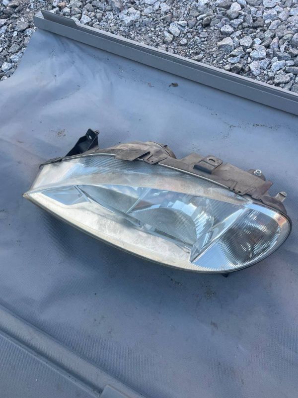 Фара передня ліва Renault Megane 99-08 Рено Меган Valeo