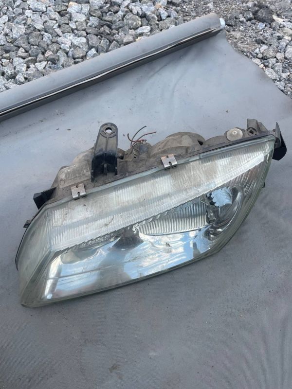 Фари права ліва передні Nissan almera n16 Нісан Альмера