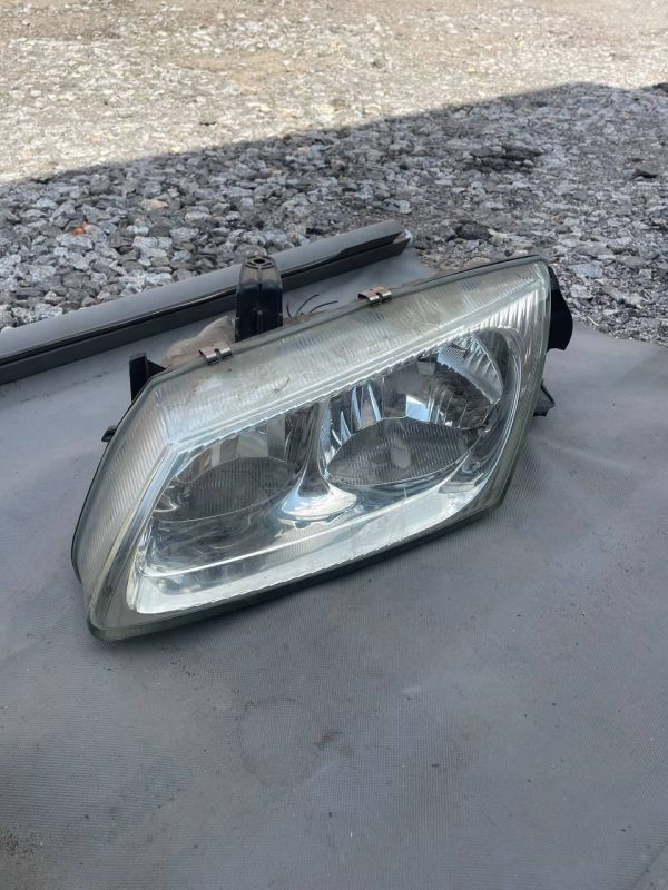 Фари права ліва передні Nissan almera n16 Нісан Альмера