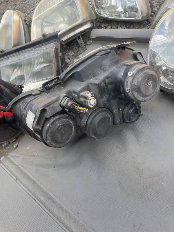 Передні фари VW Polo IV Фольксваген Поло 4 2005-2009 ліва права