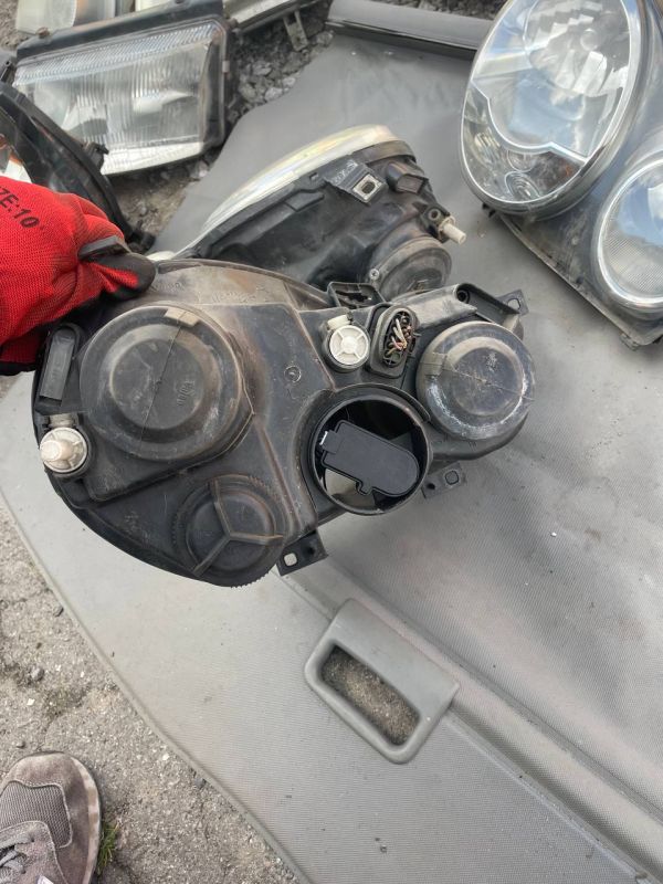 Передні фари VW Polo IV Фольксваген Поло 4 2005-2009 ліва права