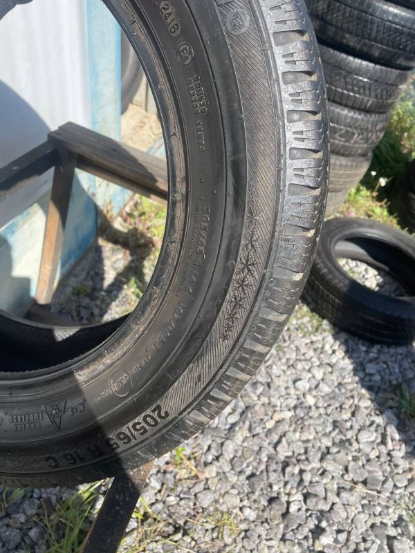 Шини пара Barum 205/65 r16c зима резина