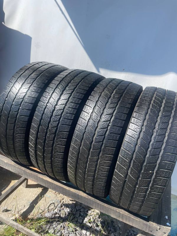 Шини комплект/пара Continental 215/65 r15c зима резина