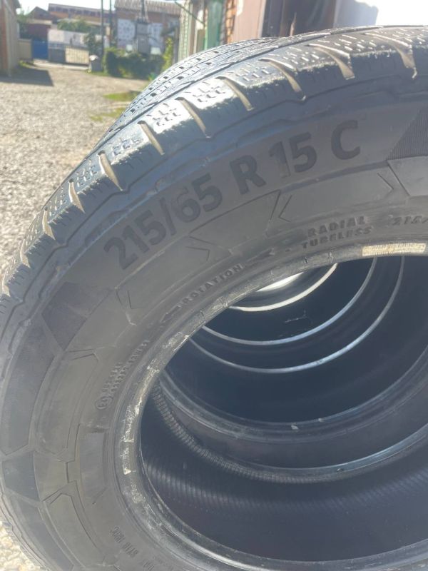 Шини комплект/пара Continental 215/65 r15c зима резина