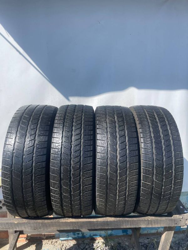 Шини комплект/пара Continental 215/65 r15c зима резина