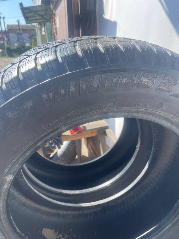 Шини пара Lassa 215/60 r16c зима резина