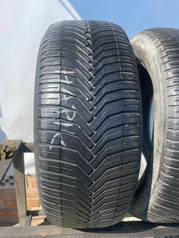 Шини пара Michelin 225/55 r18 все сезон резина