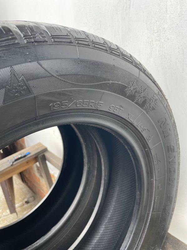 Шини пара 195/65 r15 6mm зима резина