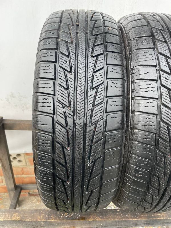 Шини пара 195/65 r15 6mm зима резина