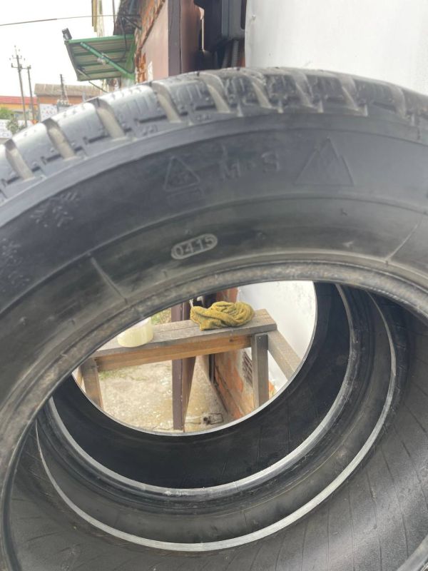 Шини пара 195/65 r15 6.3mm зима резина