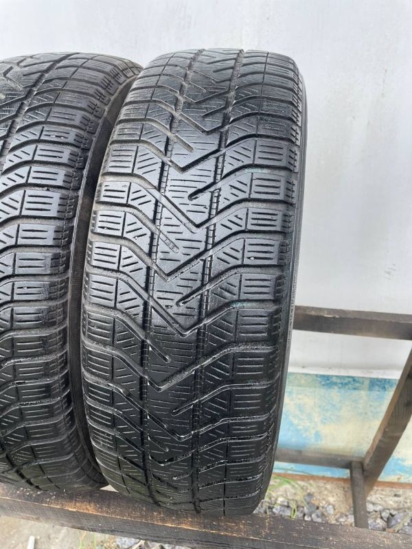 Шини пара Pirelli 195/65 r15 зима резина