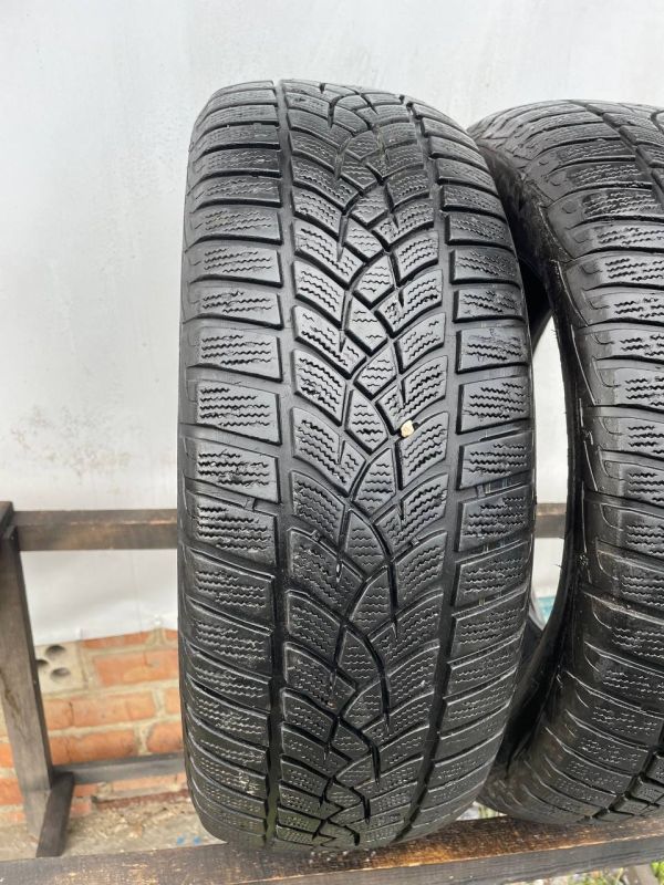 Шини пара Goodyear 215/60 r16 зима резина