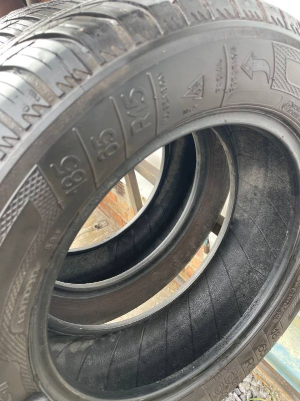 Шини пара Kleber 185/65 r15 зима резина