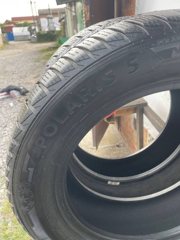 Шини пара Barum Polaris 5 185/60 r15 зима резина