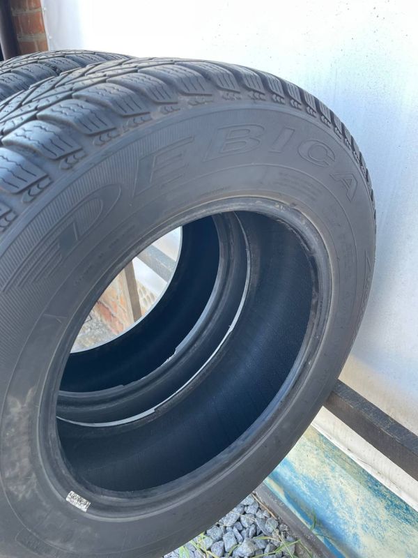 Шини пара Debica 185/70 r14 зима резина