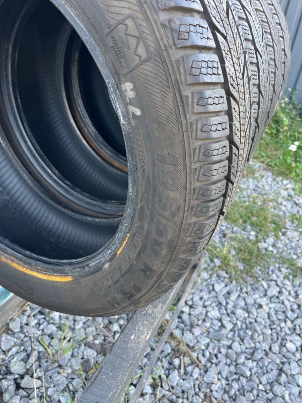 Шини комплект Semperit 195/50 r15 зима резина