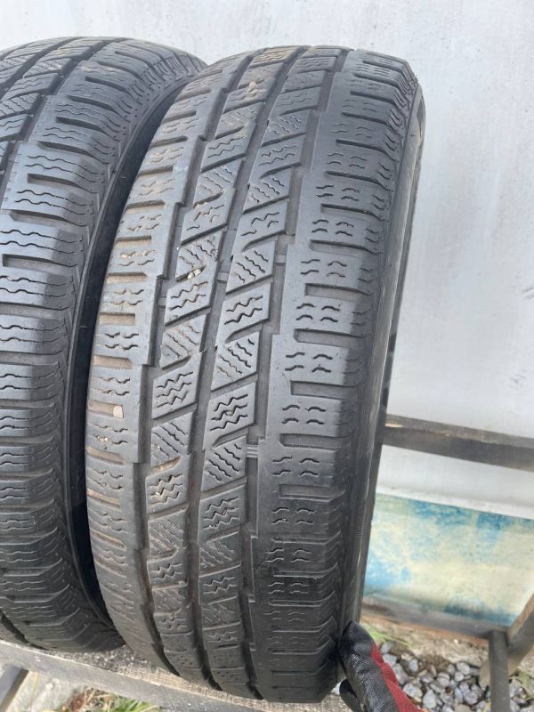 Шини пара 205/70 r15c зима резина