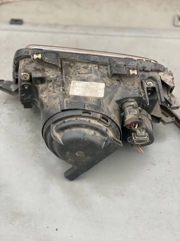Фари пара ліва права Ауді 80 Audi 80