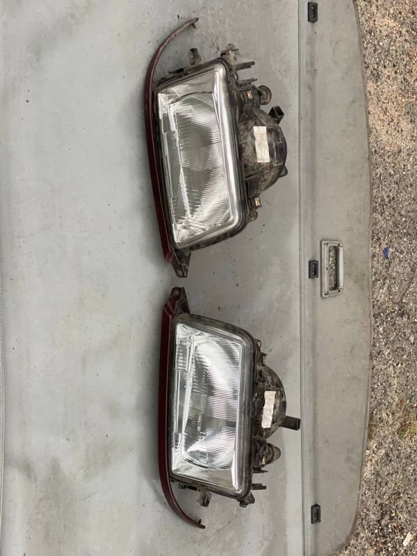 Фари пара ліва права Ауді 80 Audi 80