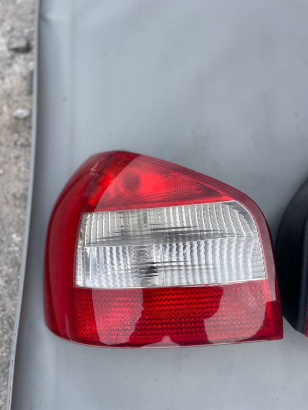 Задні Стопи ліхтарі пара лівий правий Audi A3 8L Ауді