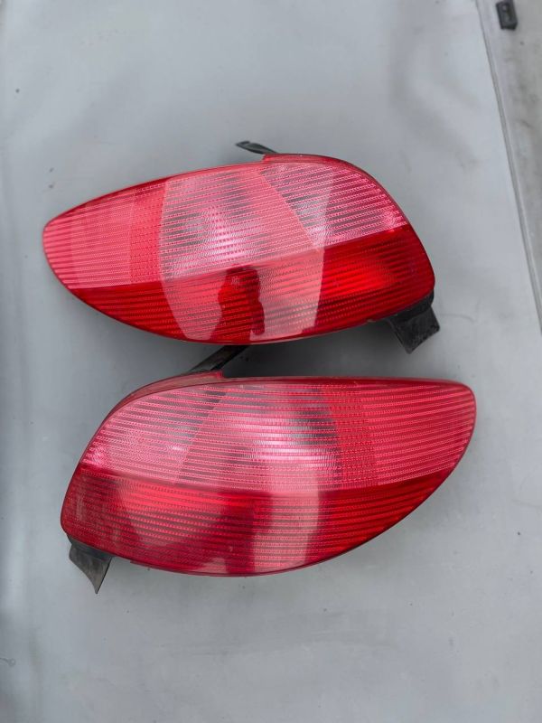 Задні стопи ліхтарі пара лівий правий Peugeot 206 пежо 206