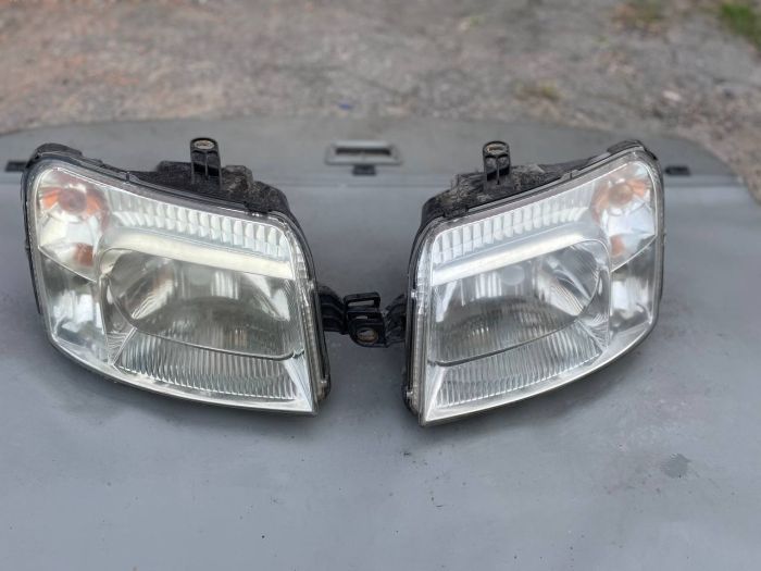 Передні фари ліва права Фіат Панда 2 Fiat Panda 2 2003-2012