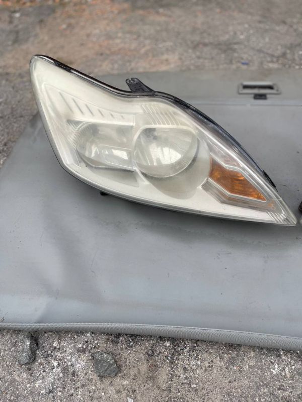 Передні Фари Ford Focus Форд фокус mk2 фара ліва права