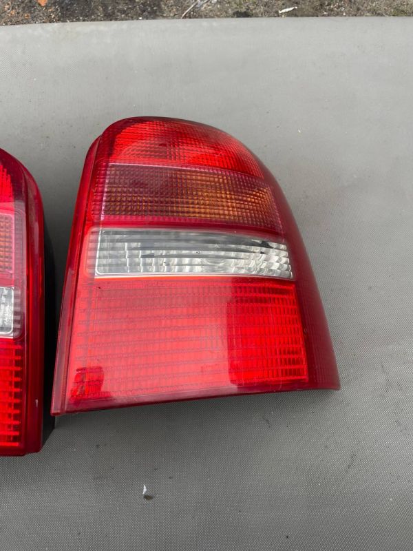Ліхтарі задні стопи лівий правий Audi A4 B5 Ауді