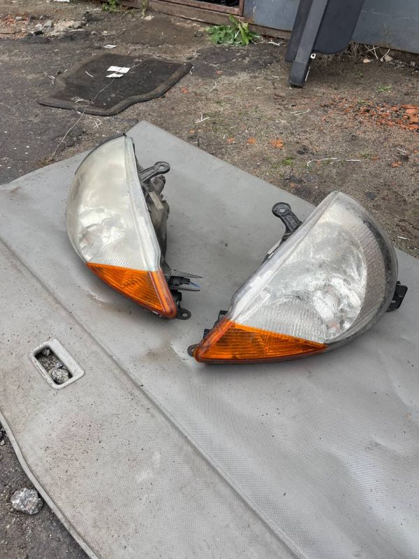 Передні Фари пара ліва права Ford Ka Форд Ка