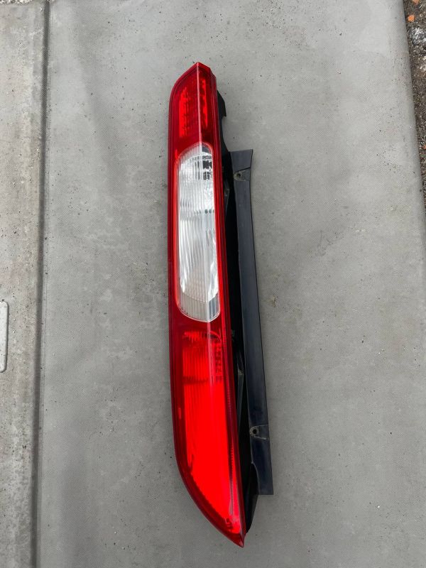 Стоп ліхтар Фонар лівий Ford Focus 2 фокус 2