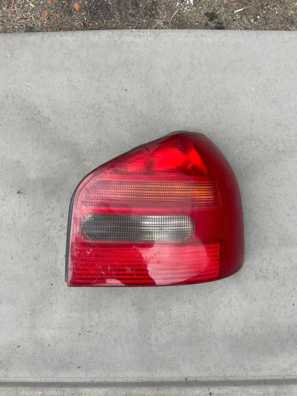 Ліхтар стоп задній правий Audi A3