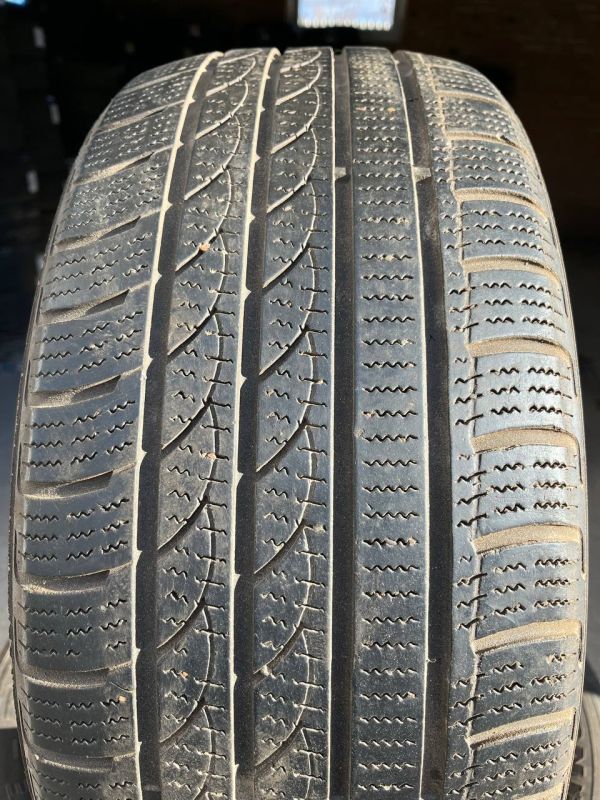 Шини пара ROCKSTONE ICE-PLUS 225/55/R16 зима резина