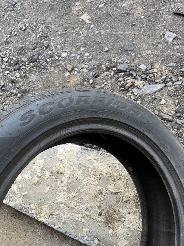 Шини пара PIRELLI SCORPION 235/55/R19 зима резина