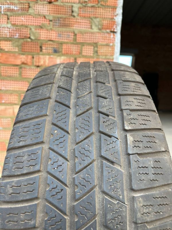 Шини комплект CONTINENTAL CROSSCONTACT 235/60/R17