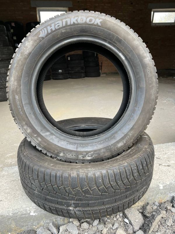 Шини пара HANKOOK I*CEPT EVO2 225/60/R17 зима резина