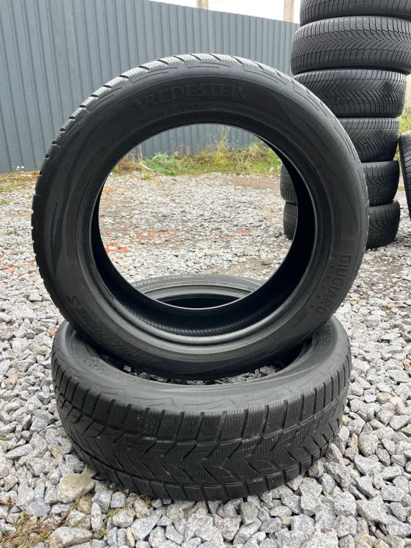 Шини пара VREDESTEN WINTRAC XTREMES 215/55/R18 зима резина
