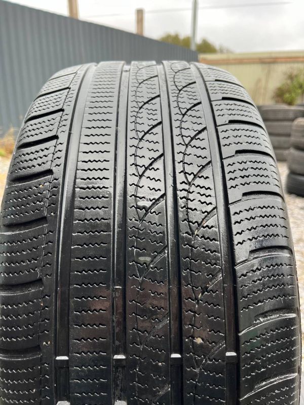  Шини пара ROTALLA ICE-PLUS 235/45/R17 зима резина
