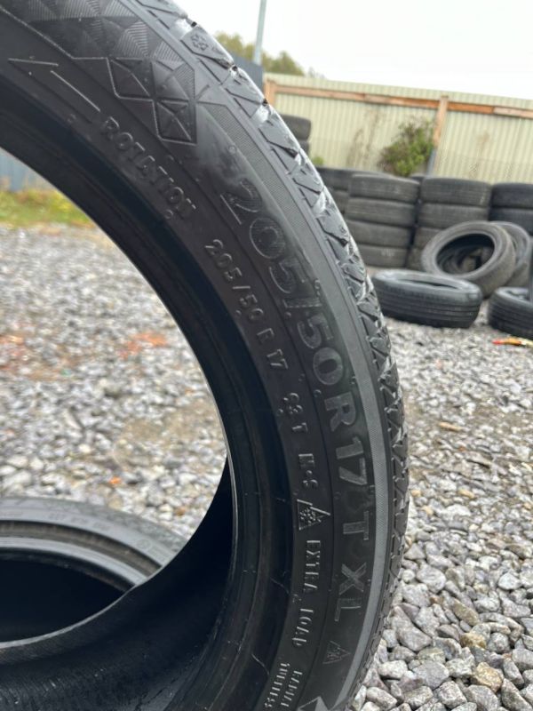 Шини пара CONTINENTAL VIKING CONTACT 7 205/50/R17 зима резина