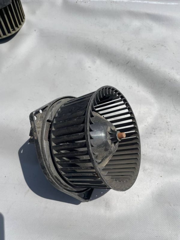 Вентилятор пічки Suzuki MOTOR CALEFACCION 31530350 1736007301