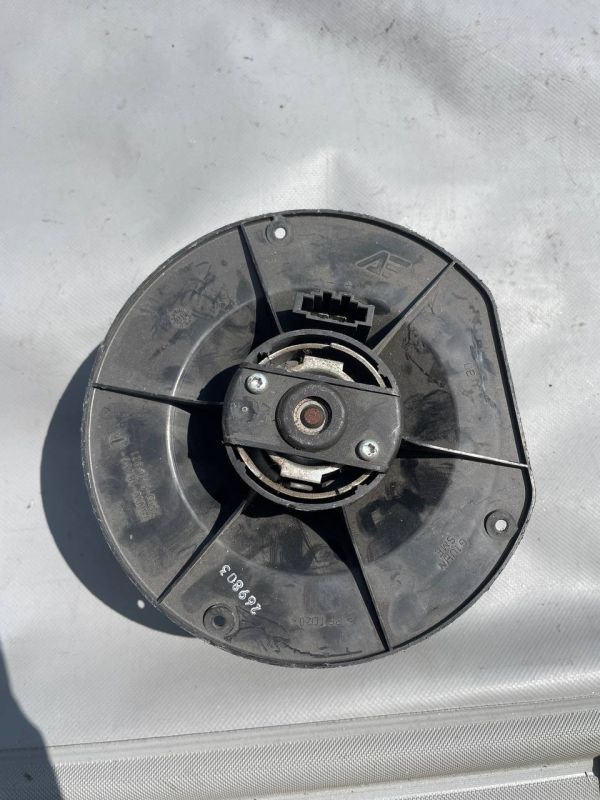 Вентилятор пічки Volkswagen sharan