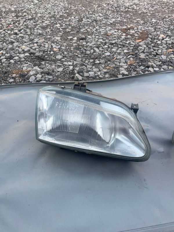 Фари передні пара ліва права Renault megane scenic 1 1995-1999 сценік