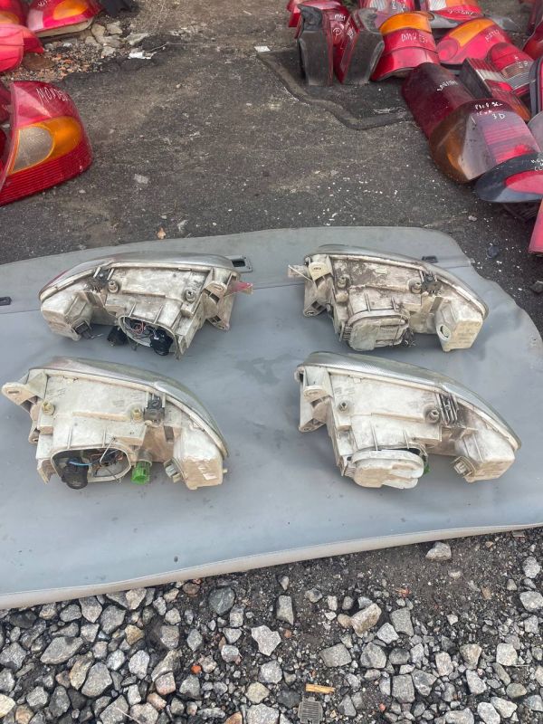 Фари пара ліва права Ford Escort MK6-7 форд ескорт 1995-2000