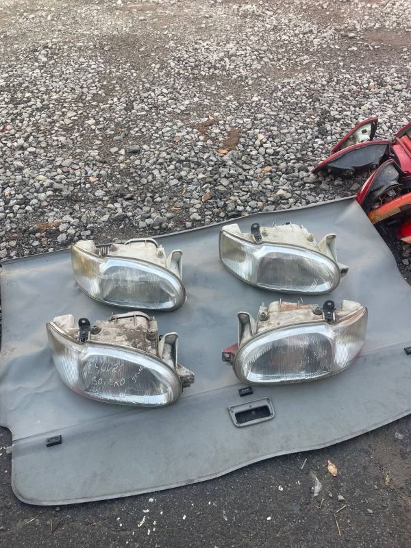 Фари пара ліва права Ford Escort MK6-7 форд ескорт 1995-2000