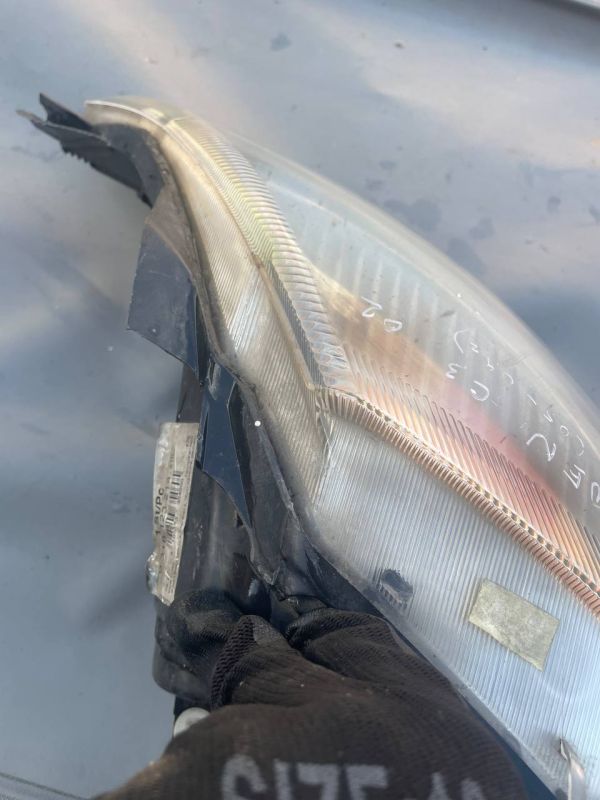 Фара передня права Citroen C3 Ситроен С3